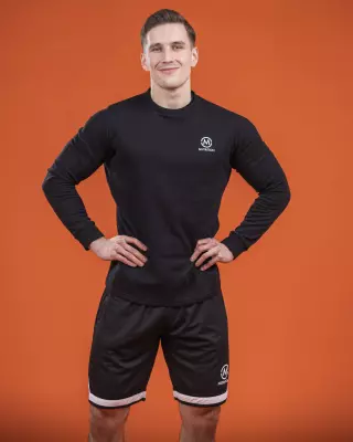M-Nutrition Tech Training Longsleeve, Black (Poistuva malli)
