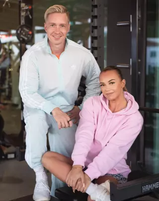 Training with Ilona x Mikko Niiranen Full Body Pro 4-Way Split - verkkovalmennus