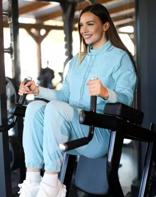 Training with Ilona Start Up New -verkkovalmennus